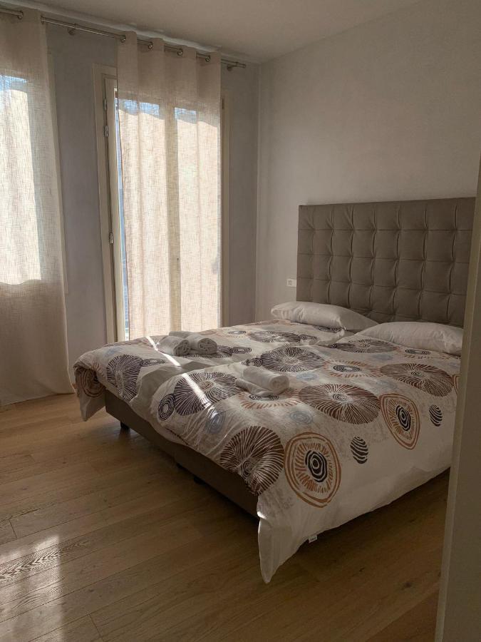Azapartments Treviso Luaran gambar